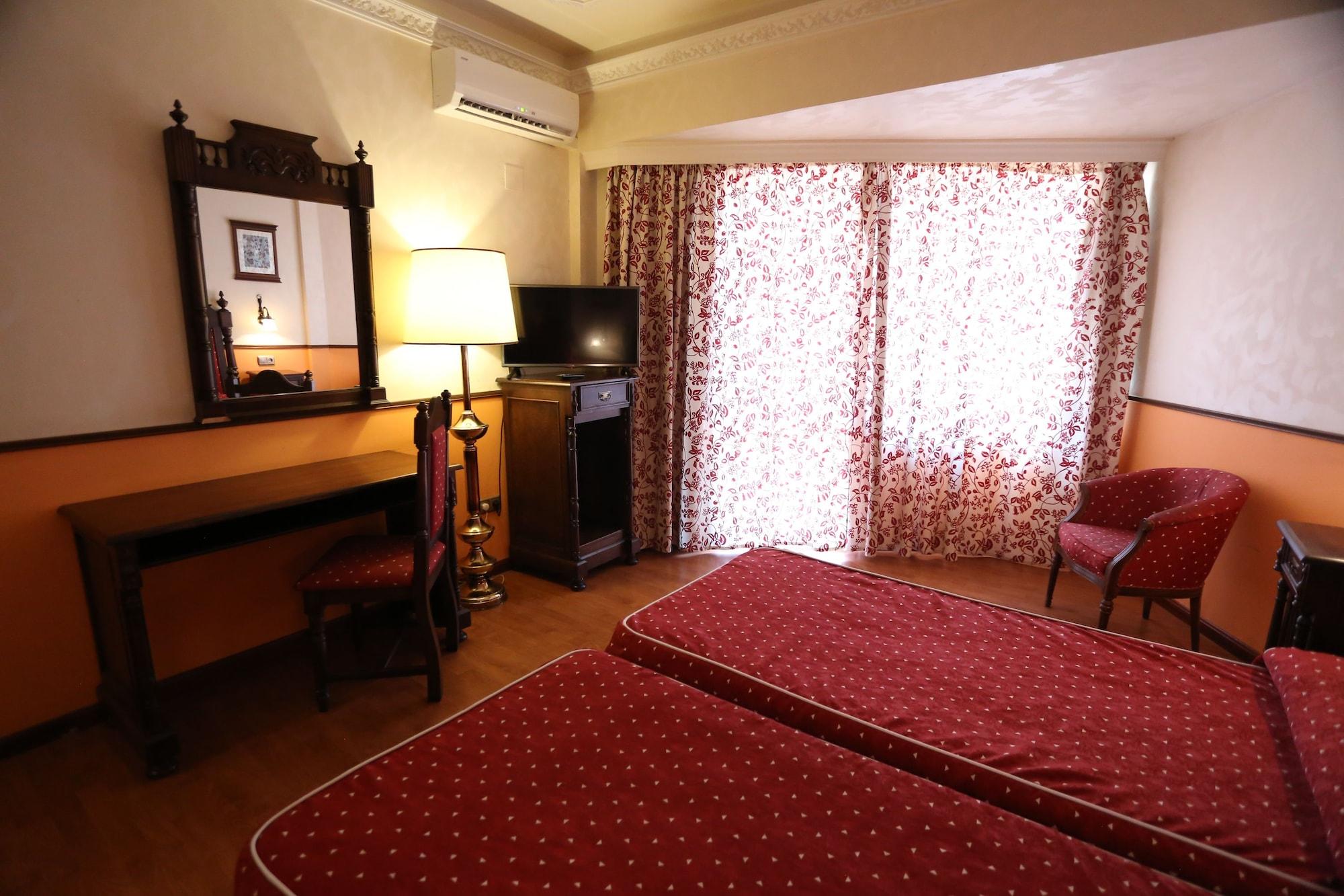 Hotel El Cisne Zaragoza Dış mekan fotoğraf