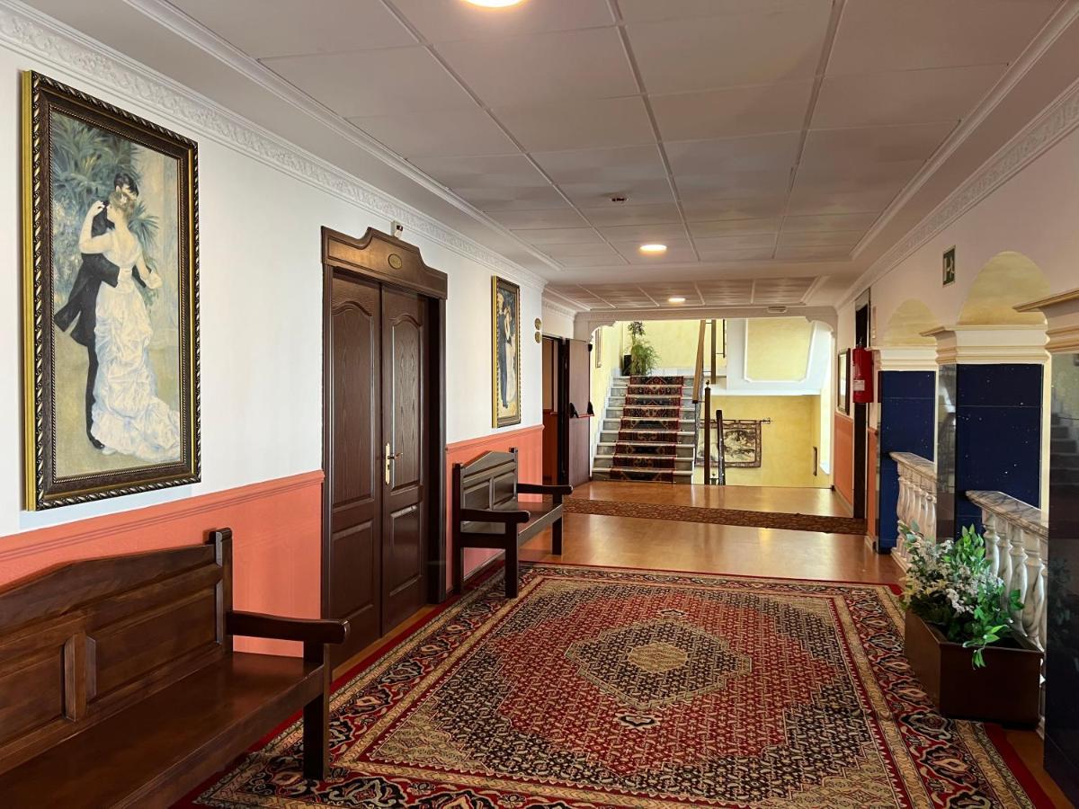 Hotel El Cisne Zaragoza Dış mekan fotoğraf