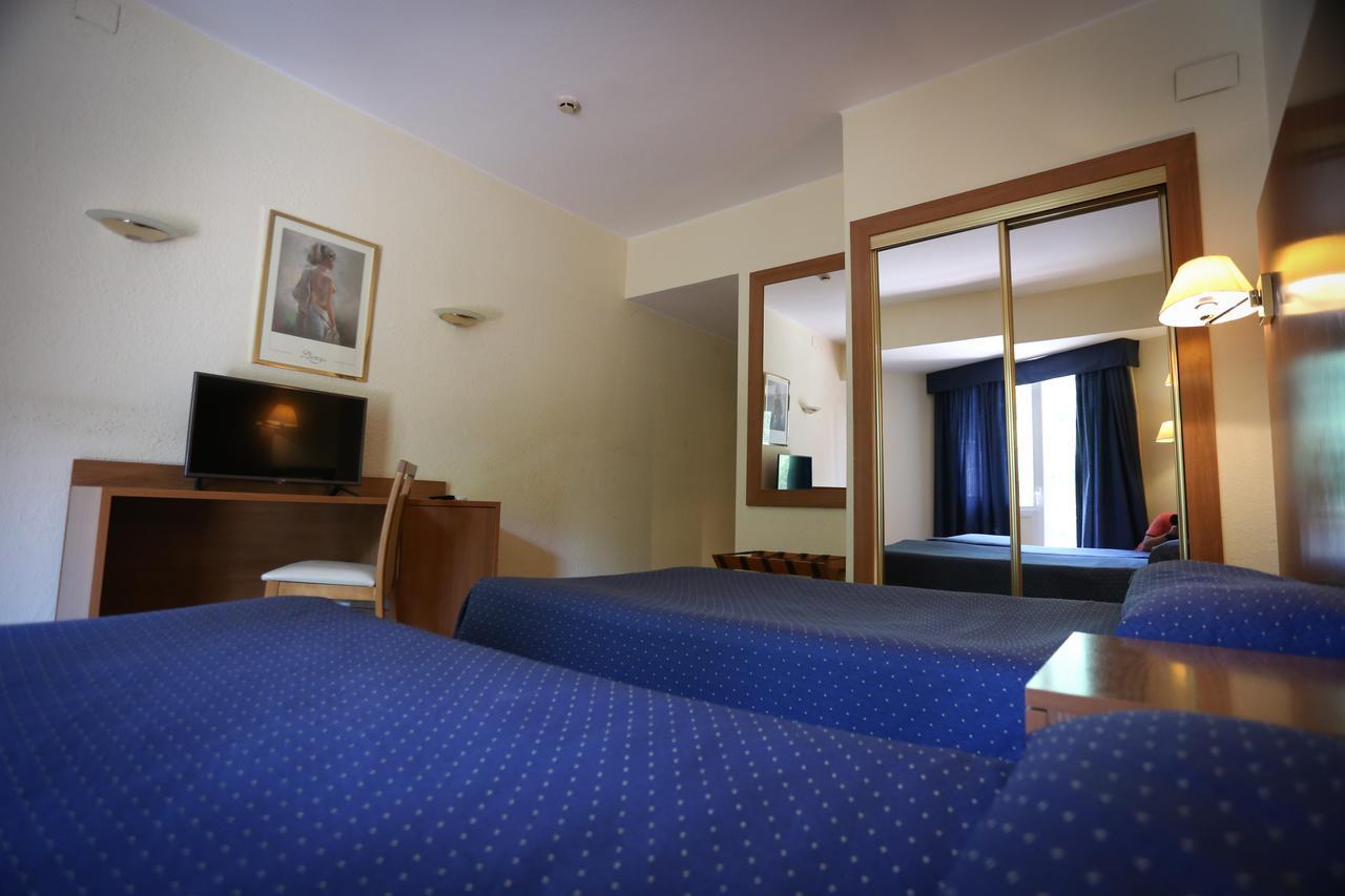 Hotel El Cisne Zaragoza Dış mekan fotoğraf
