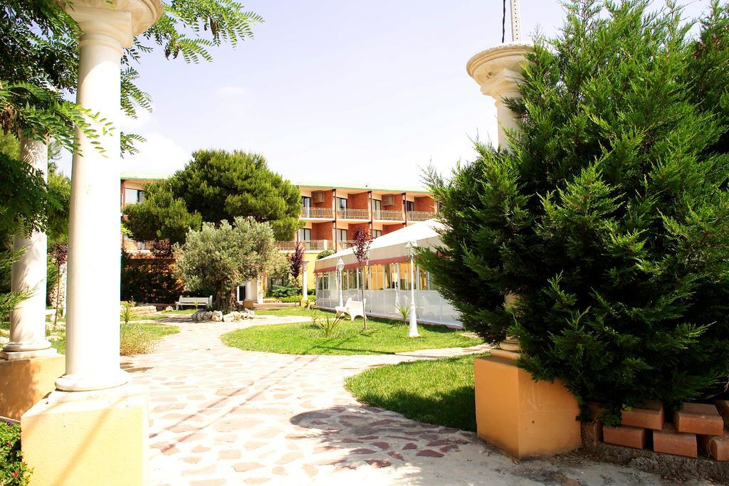 Hotel El Cisne Zaragoza Dış mekan fotoğraf